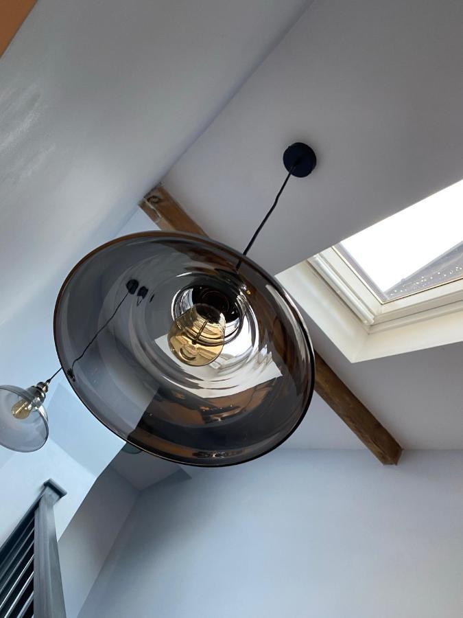 Top Tip Rooms Newmarket Newmarket  Exterior photo